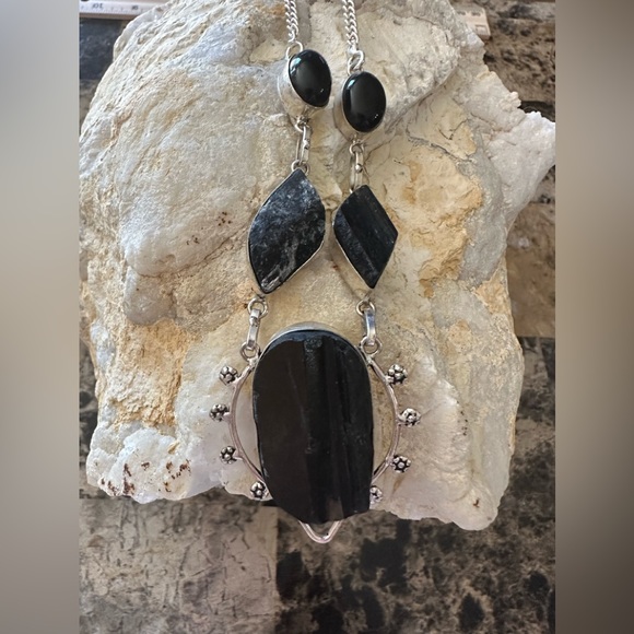Natural 3 Black Tourmaline & 2 Black Onyx Stones in 925 Silver Plated Necklace - Picture 2 of 5